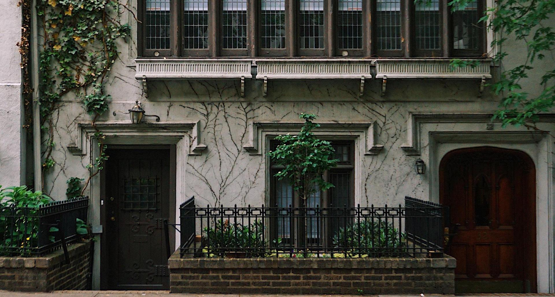 photo taken in new york city near me in west village, SoHo, Chelsea & Tribeca to promote house cleaning services on Village Home Cleaning's website